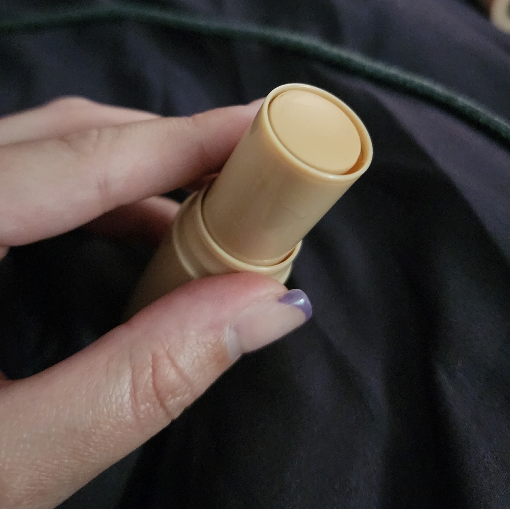 Milani Conceal + Perfect Blur Out Skin Tint Stick - Light Medium Golden Beige - Picture 3 of 3